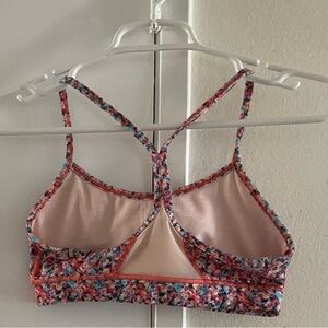 Lululemon sport bra size 6